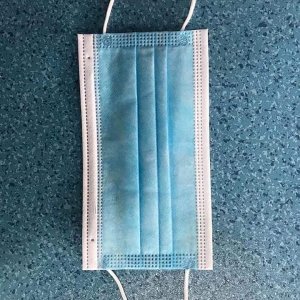  كمامات 3 طبقات