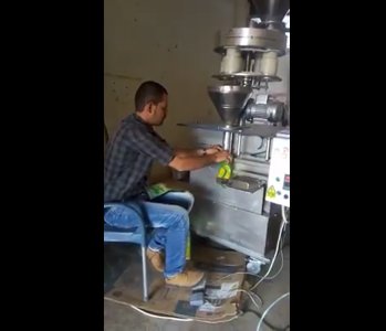 ماكينة تعبئة بقوليات نصف اتوماتيك باللاحامة