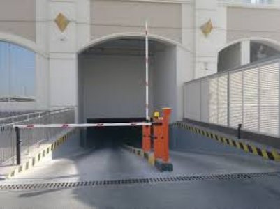 بوابات مواقف السيارات