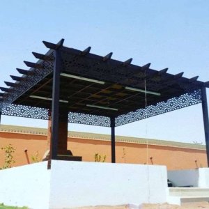 مظلات حديد للحدائق   مظلات حديد للسيارات  مظلات خشبيه  مظلات لكسان  مظلات احواش خارجية