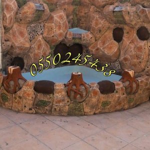 أشكال النافورات وألوانها