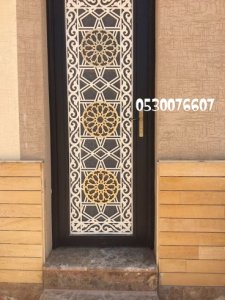 دهانات ابتكار دهان في الرياض دهانات ابواب حديد دهانات ابواب خشبية دهان بيبان دهان رش بوية