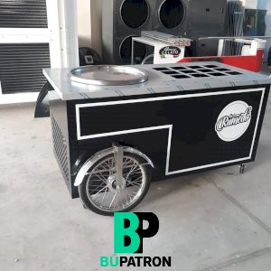 ماكينات رول ايس كريم