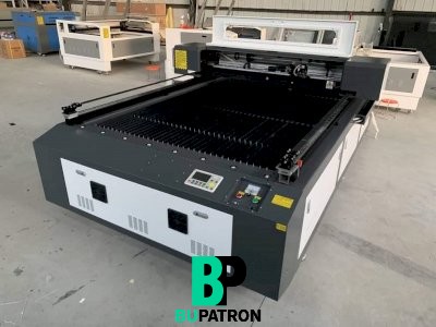 الة ليزر مديل حديث للمعادن وغير المعادن