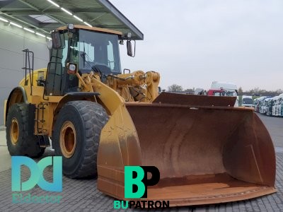 لودر و حفار