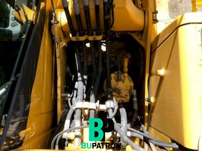 حفـــــــارات كوماتســو