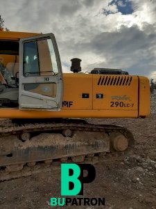 معدات ثقيلة و حفارات و لوادر احجام مختلفة